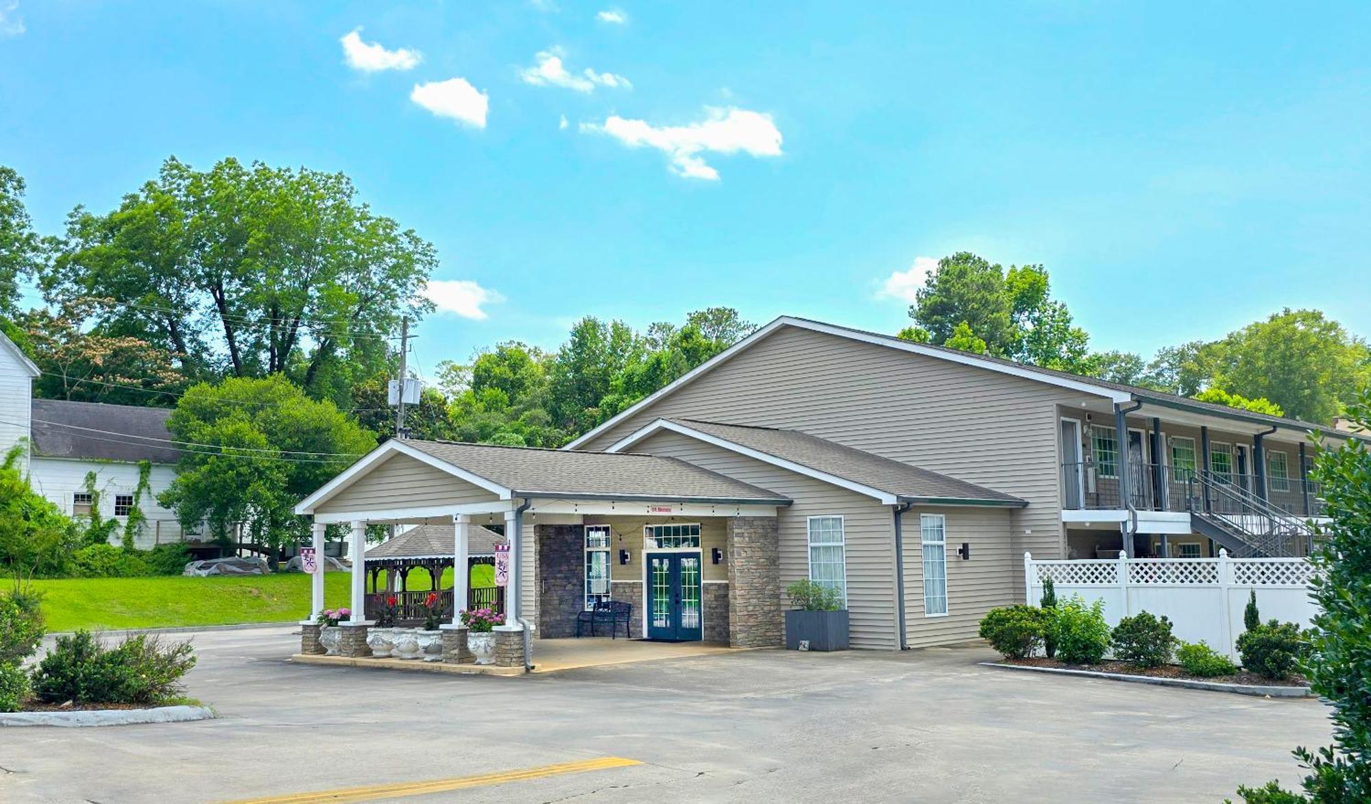 Meriwether Country Inn Warm Springs Extérieur photo